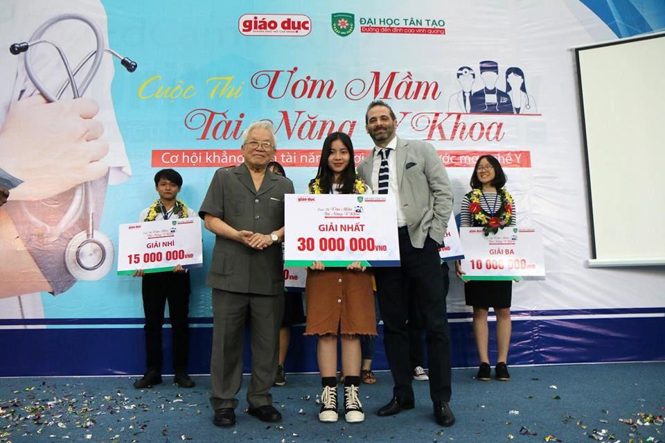 Học[-]sinh[-]Bình[-]Định[-]đạt[-]giải[-]Nhất[-]cuộc[-]thi[-]“Ươm[-]mầm[-]tài[-]năng[-]Y[-]Khoa”[-]